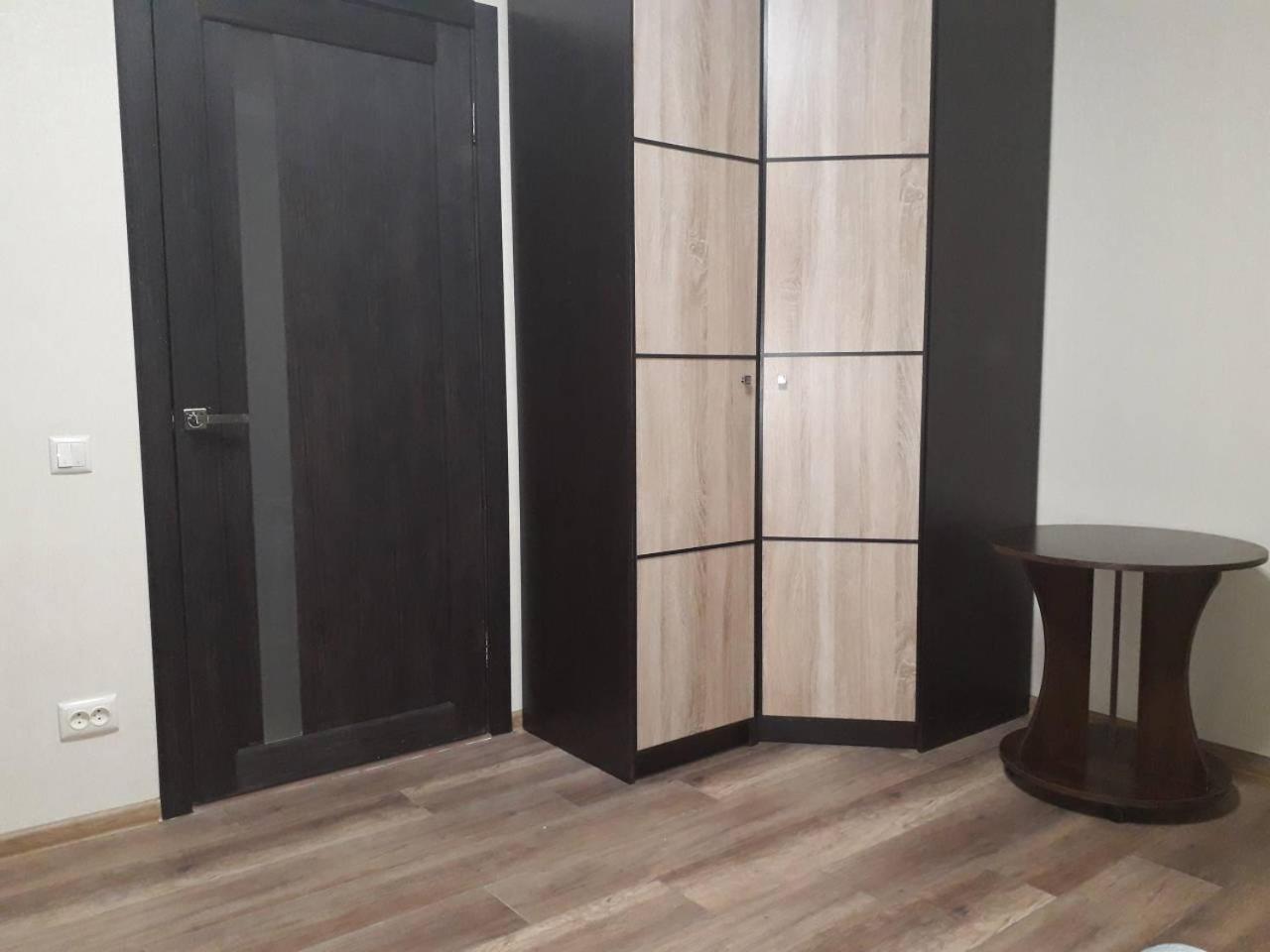 Apartment 30 M2 On Sergei Esenin 11 Kharkov Luaran gambar