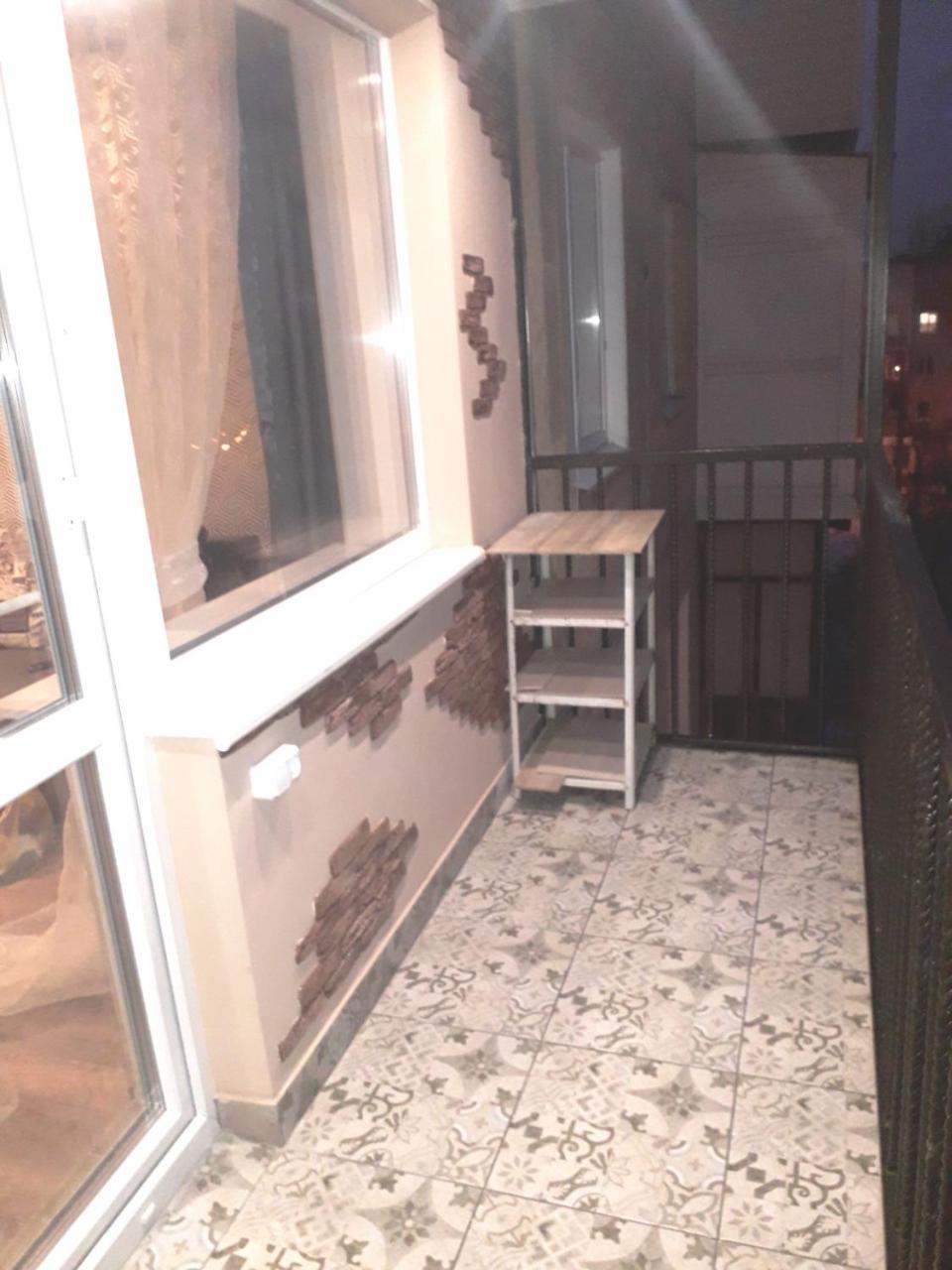 Apartment 30 M2 On Sergei Esenin 11 Kharkov Luaran gambar