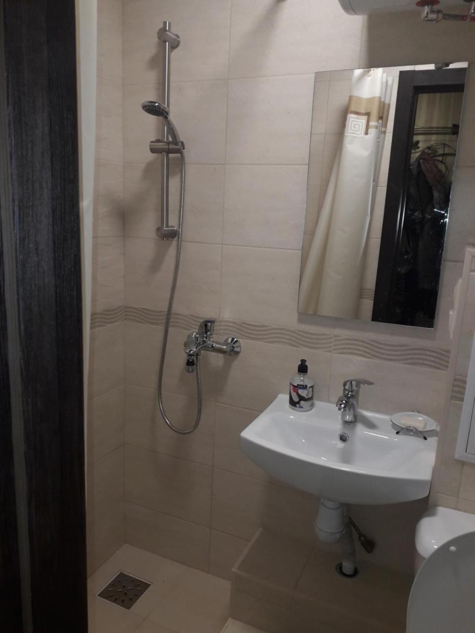Apartment 30 M2 On Sergei Esenin 11 Kharkov Luaran gambar