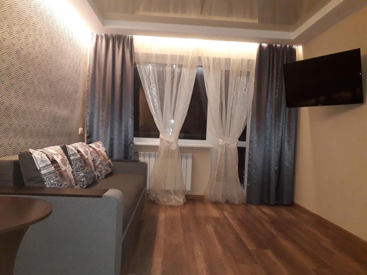 Apartment 30 M2 On Sergei Esenin 11 Kharkov Luaran gambar