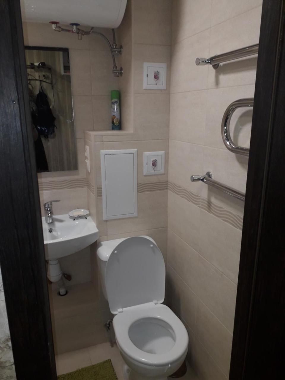 Apartment 30 M2 On Sergei Esenin 11 Kharkov Luaran gambar