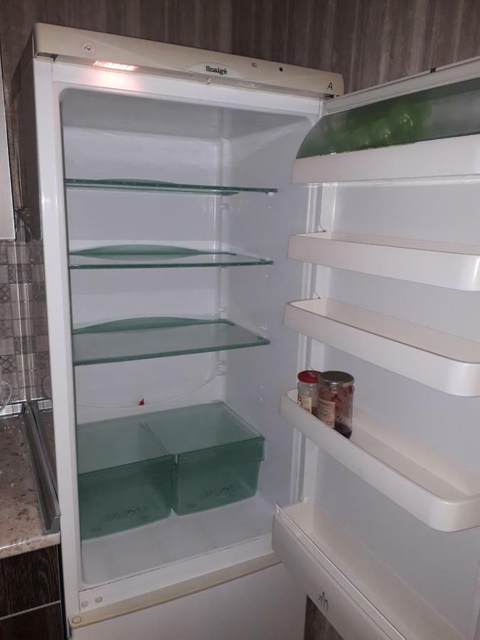 Apartment 30 M2 On Sergei Esenin 11 Kharkov Luaran gambar